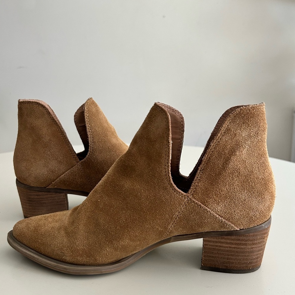 Steven by Steve Madden Dextir Cognac Suede Booties Cutout Sides Western 8 1/2
